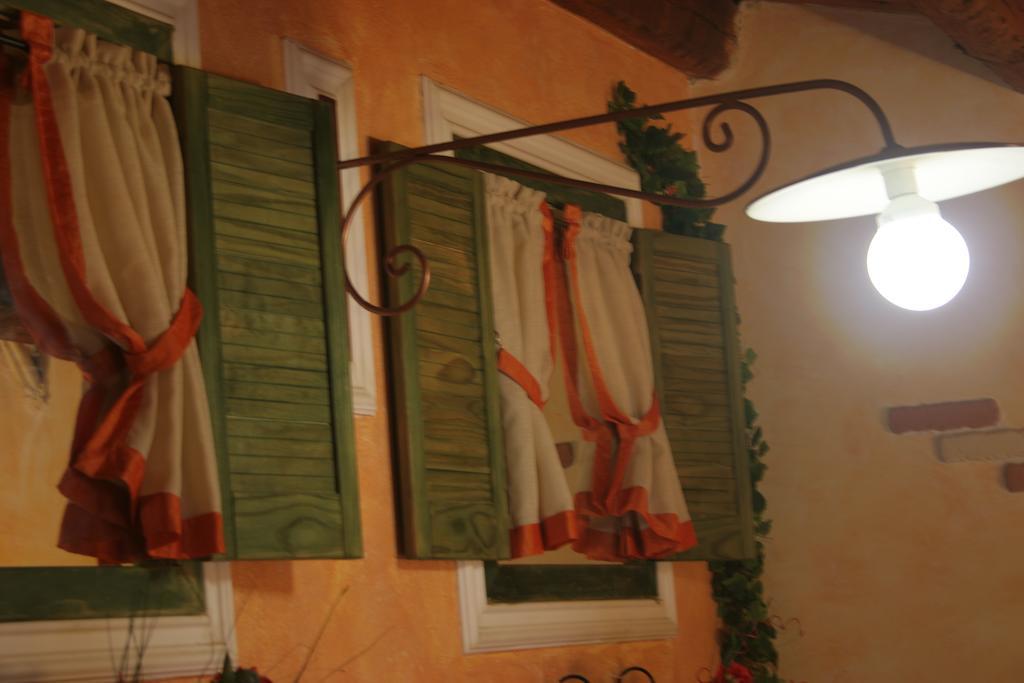 Alla Corte Dei Ventimiglia Montelepre Экстерьер фото