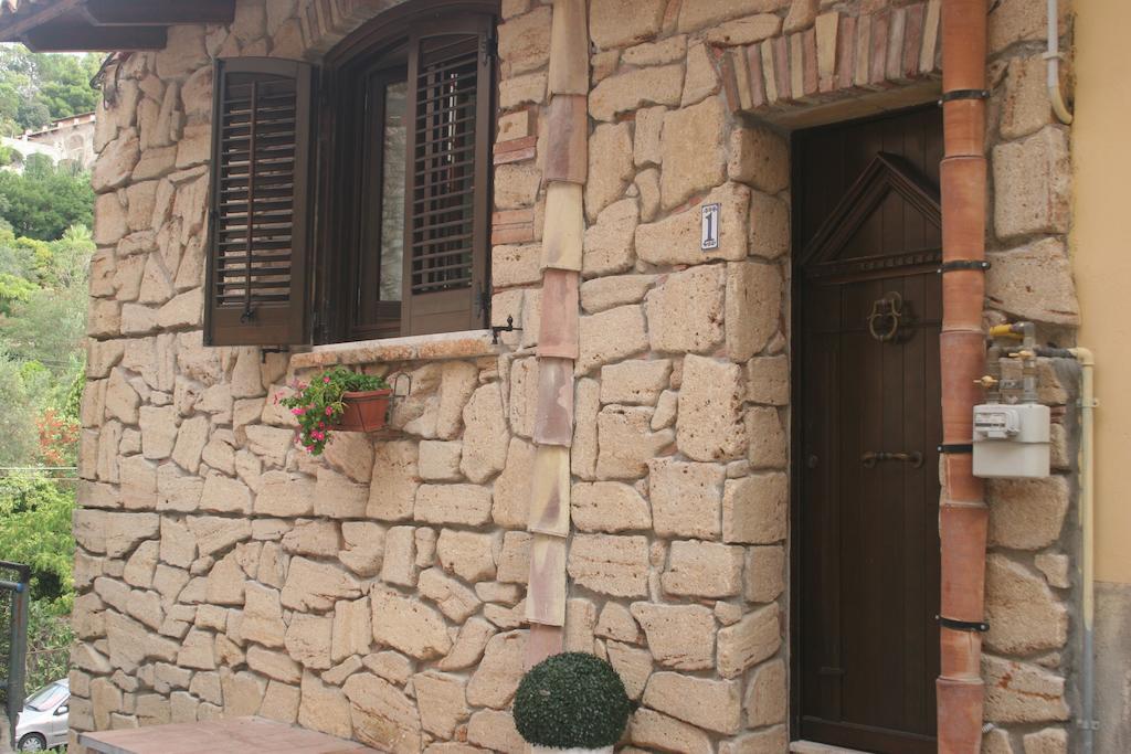 Alla Corte Dei Ventimiglia Montelepre Экстерьер фото